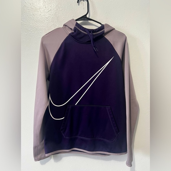 Nike Dri-Fit Lavender 'Swoosh' Logo Hooded Sweatshirt - Small - Picture 2 of 8